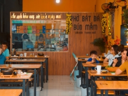 #1 Review quán Phở tại Định Quán - có ngon như lời đồn không?