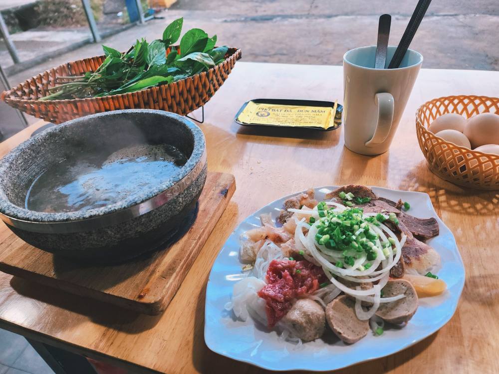 Hãy đến và trải nghiệm để tự mình cảm nhận sự tuyệt vời của món phở này. #1 Quán Phở Bát Đá Tuyệt Vời Ở Đồng Nai Mà Bạn Sẽ Không Quên