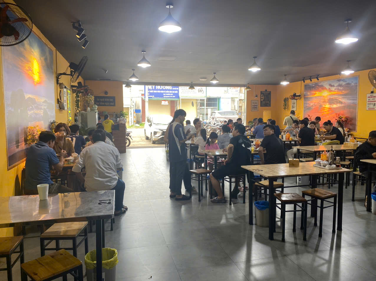 Phở Bát Đá - Sự Kết Hợp Tuyệt Vời Của Phở Và Thố Đá